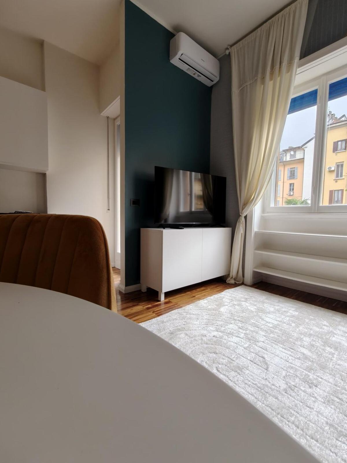 Center Navigli Renewed With Ac, Wifi 800mbits, Metro Link To Airport And Station Apartamento *
